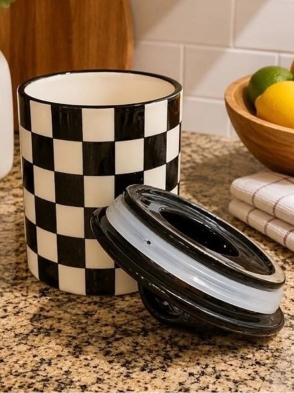 NWT Checkered Black and White Ceramic Canister with Lid‎ - Potters Studio